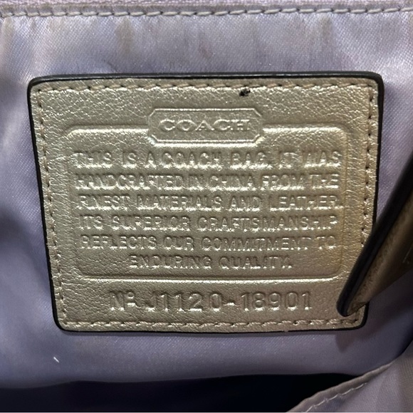 Coach Chelsea Shoulder Bag - Picture 8 of 8
